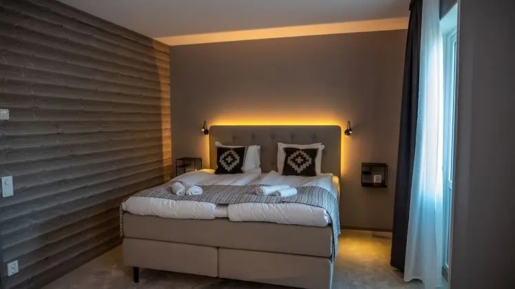 Basic Tek Büyük Yataklı Oda