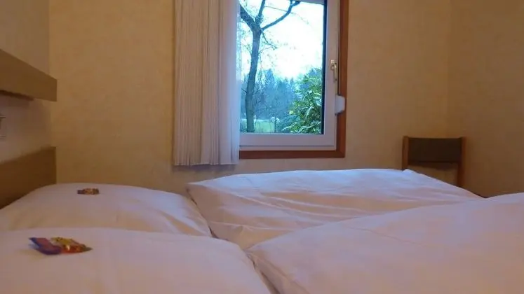 Classic Tek Büyük Yataklı Oda