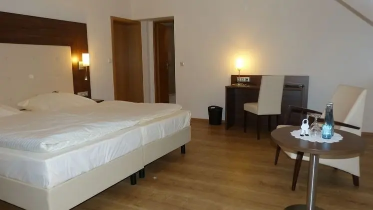 Superior Tek Büyük Yataklı Oda