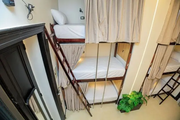 Deluxe Ortak Ranzalı Oda
