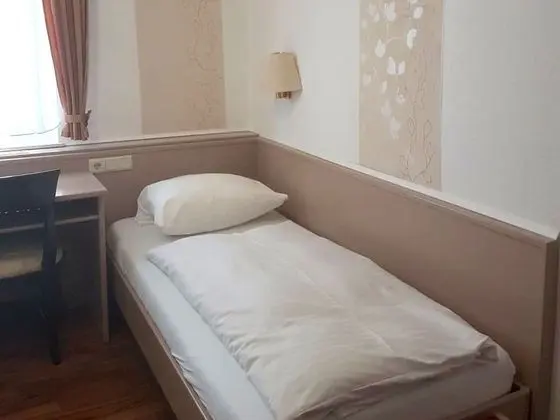 Tek Kişilik Oda, Banyolu/Duşlu