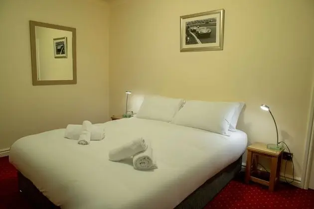 Comfort Tek Büyük Yataklı Oda