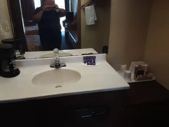 Süit, 1 Büyük (Queen) Boy Yatak, Sigara İçilmez, Sıcak Su Küveti