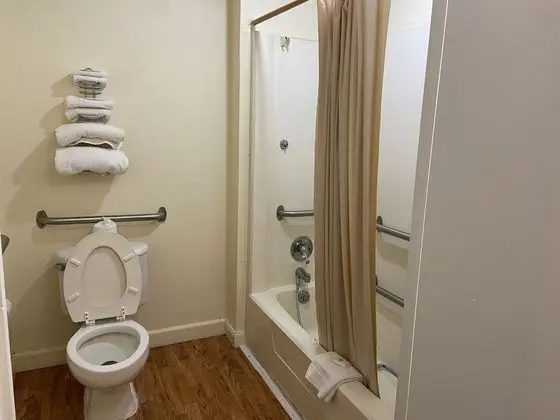 Standard Oda, 1 En Büyük (King) Boy Yatak, Engellilere Uygun, Sigara İçilmez