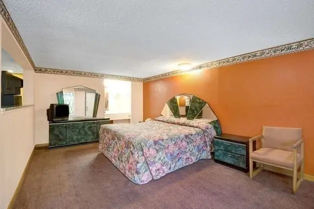 Non-Smoking One King Bed