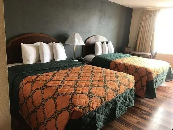 Oda, 2 Çift Kişilik Yatak