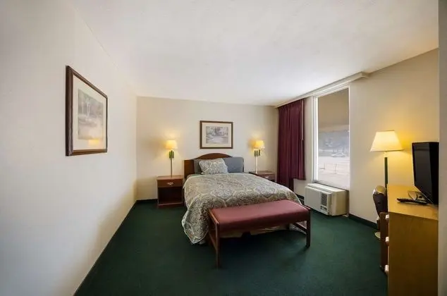 Family Süit, Sigara İçilmez (3 Queen Beds)