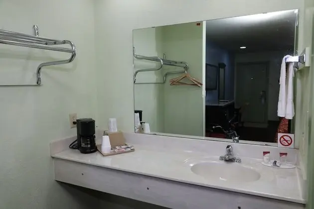 Standard Tek Kişilik Oda, Sigara İçilebilir