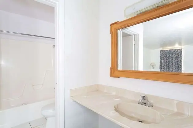 Oda, 1 En Büyük (King) Boy Yatak, Sigara İçilebilir