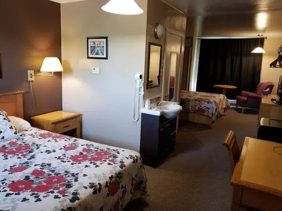 Standard Oda, 2 Büyük (Queen) Boy Yatak, Sigara İçilmez