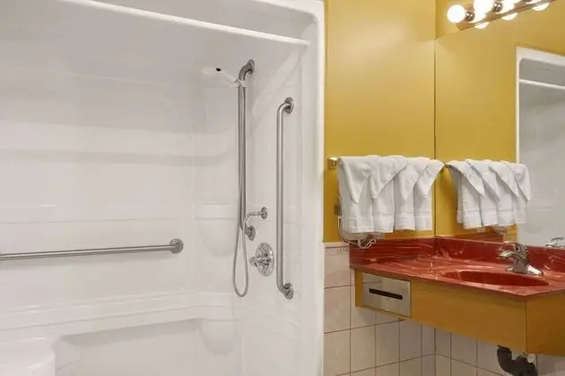 Standard Oda, 2 Büyük (Queen) Boy Yatak, Sigara İçilmez