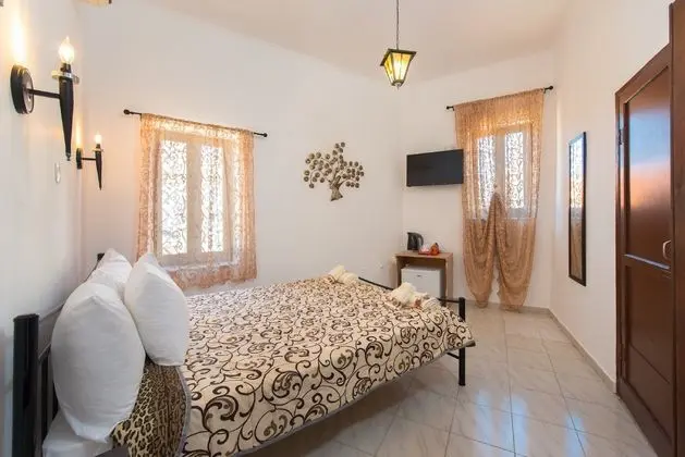 1 Çift Kişilik Veya 2 Tek Kişilik Yatak Garden View