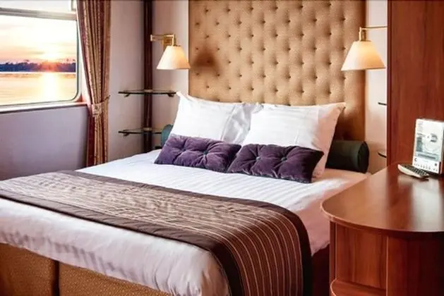 Comfort Tek Büyük Yataklı Oda, Şehir Manzaralı