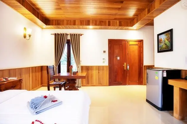 Deluxe Tek Büyük Yataklı Oda, 1 En Büyük (King) Boy Yatak, Balkon, Dağ Manzaralı