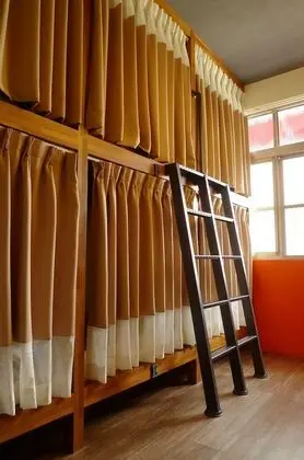 Ortak Ranzalı Oda, Sadece kadınlar için