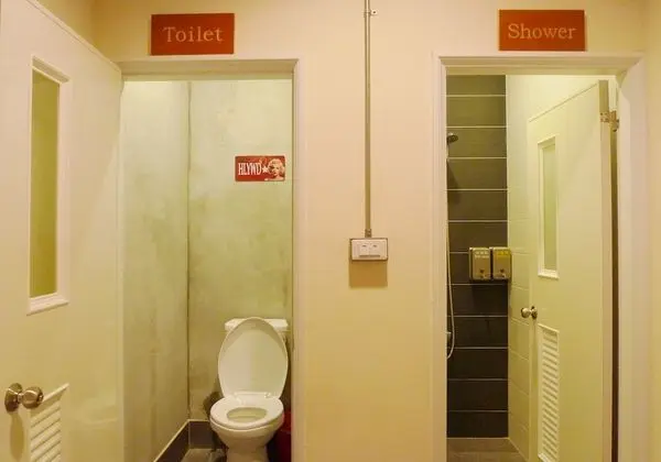 Ortak Ranzalı Oda, Sadece kadınlar için
