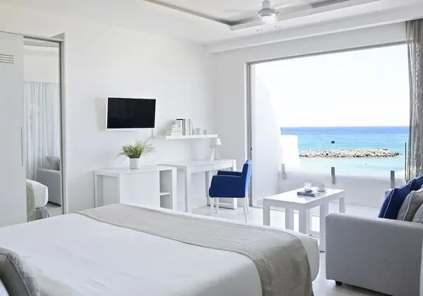 Island Suite Waterfront