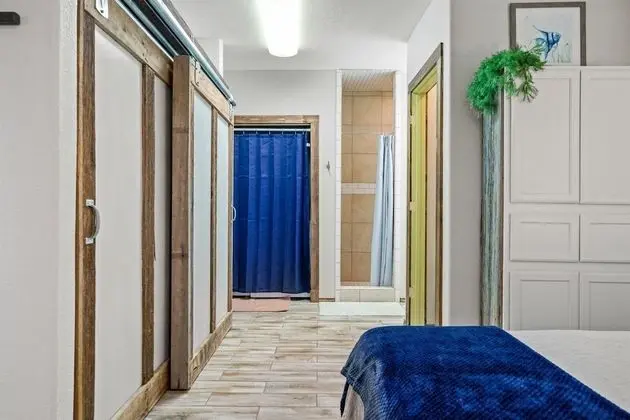 Ev, Birden Çok Yatak, Veranda
