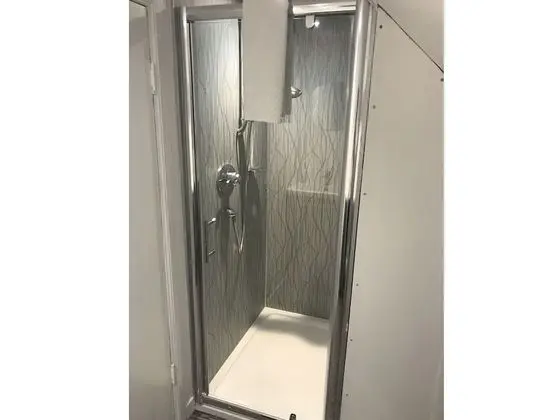 Standard Tek Büyük Yataklı Oda, Banyolu/Duşlu
