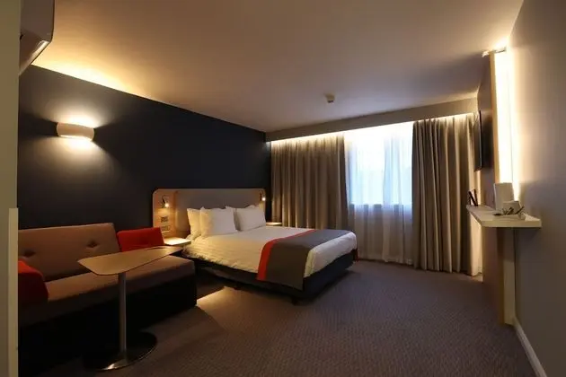 Tek Büyük Yataklı Oda (with sofa bed)