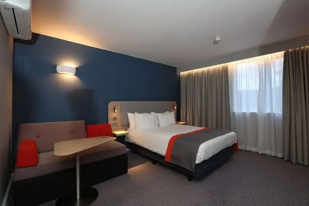 Tek Büyük Yataklı Oda (with sofa bed)