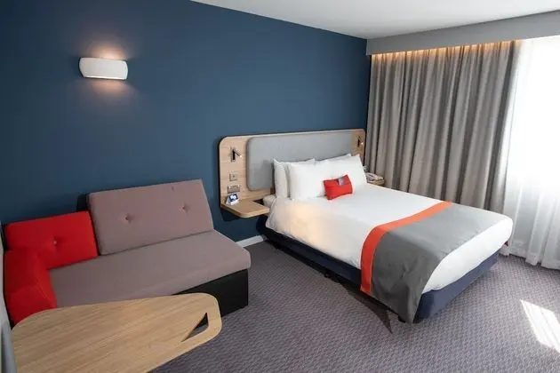Tek Büyük Yataklı Oda (with sofa bed)