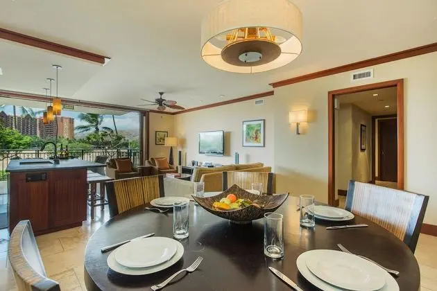 Süit, Birden Çok Yatak (Three-Bedroom Suite)