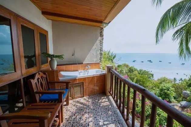 Deluxe Sea View