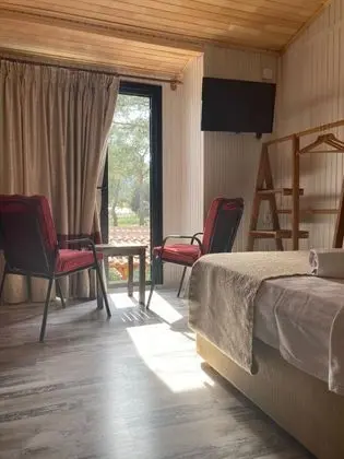 Teras Bungalow Oda, Bahçe Manzaralı