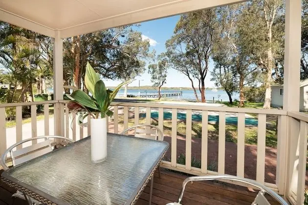 Villa (Bushland)