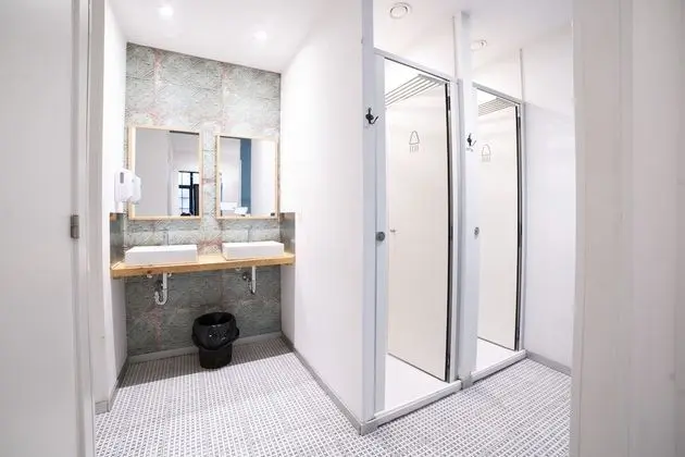 Ortak Ranzalı Oda, Karma Ranzalı Oda, Ortak Banyo (8 beds)