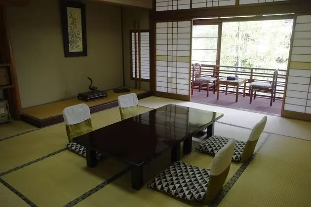 Traditional Oda, Ortak Banyo, Nehir Manzaralı (Superior Japanese-Style)