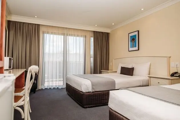 Deluxe Oda, Balkon (Queen/Single Room)