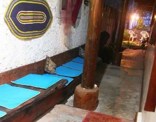 Economy Dört Kişilik Oda, Köşe