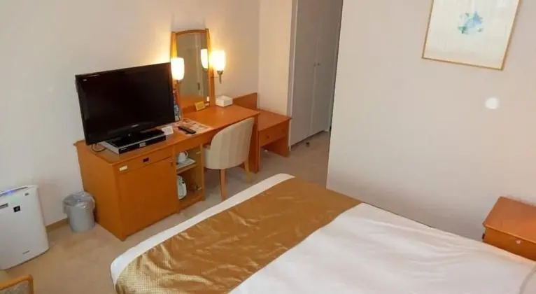 Tek Kişilik Oda, Sigara İçilmez