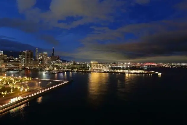 Standard Tek Büyük Yataklı Oda (East View)