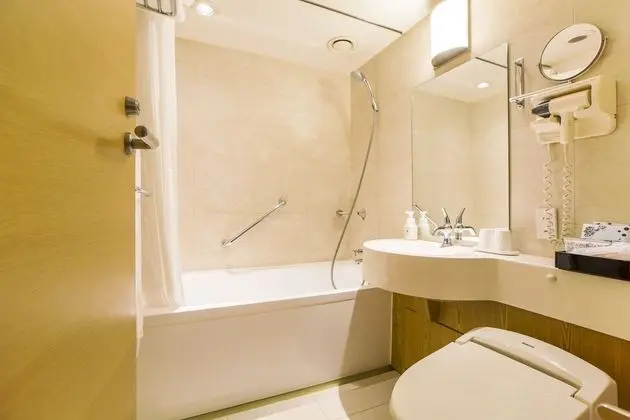 Tek Büyük Yataklı Oda, Sigara İçilmez (Main Building, 20-23F)