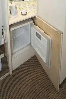 Tek Kişilik Oda, Sigara İçilmez