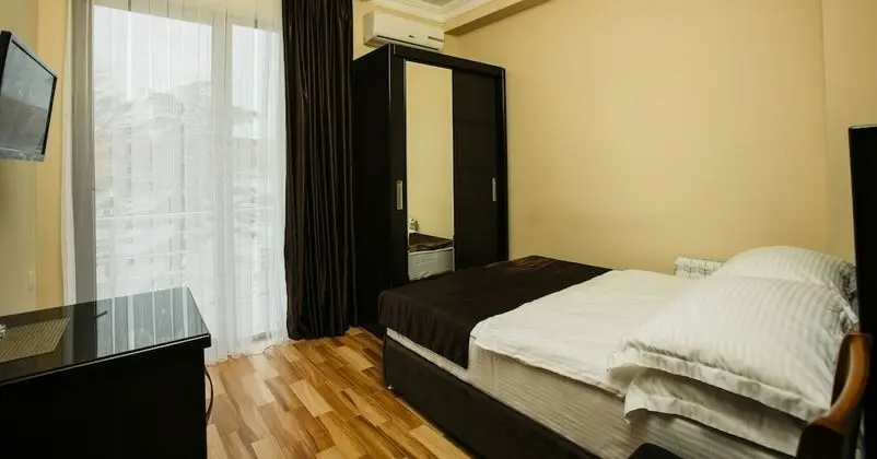 Economy Tek Büyük Yataklı Oda, Balkon, Şehir Manzaralı