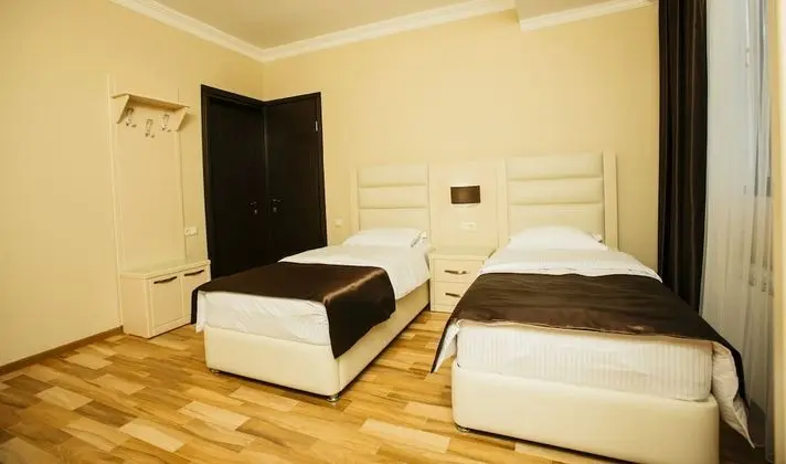 Superior İki Ayrı Yataklı Oda, Havuz Manzaralı