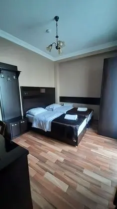 Tek Büyük veya İki Ayrı Yataklı Oda, Şehir Manzaralı