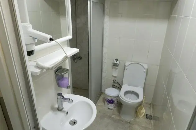 Standart Oda, Manzarasız, Ortak Banyolu