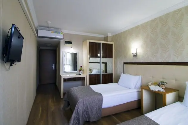 İki Ayrı Yataklı Oda, Şehir Manzaralı