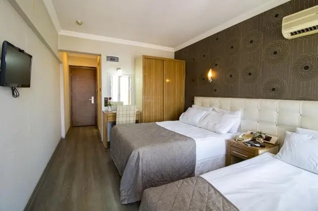 Triple, Şehir Manzaralı, Balkonlu