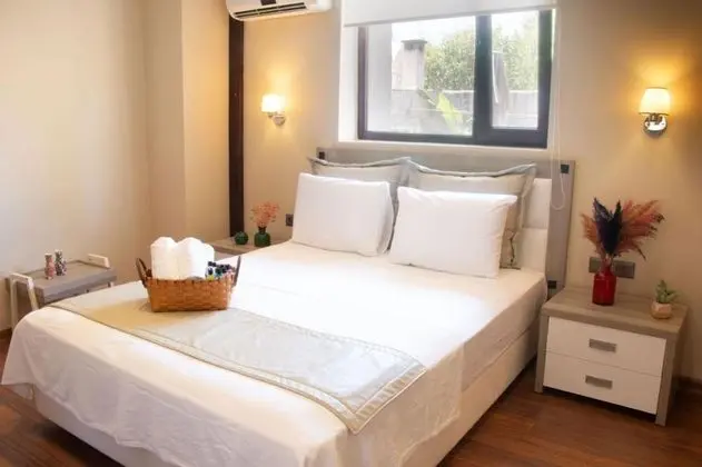 Standart Oda, Avlu Manzaralı