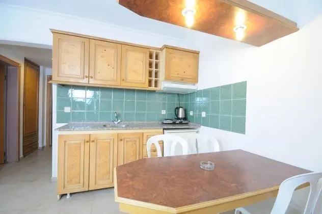1+1 Apart Daire, Havuz Manzaralı