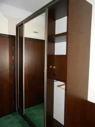 Büyük Yataklı Tek Kişilik Oda
