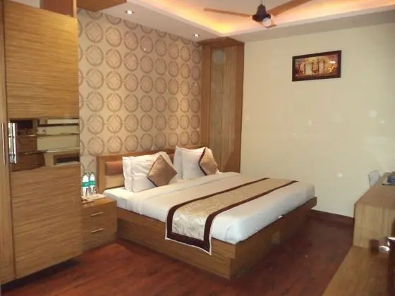 Deluxe Oda, 1 En Büyük (King) Boy Yatak, Sigara İçilmez, Şehir Manzaralı