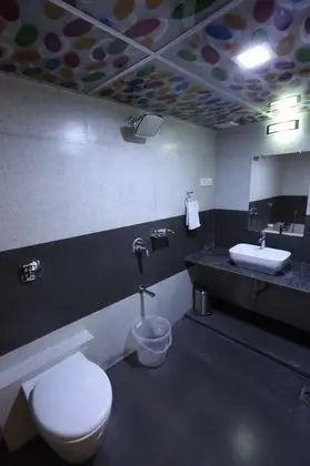Deluxe Tek Büyük Yataklı Oda, 1 Yatak Odası, Özel Banyo