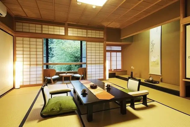 Traditional Oda